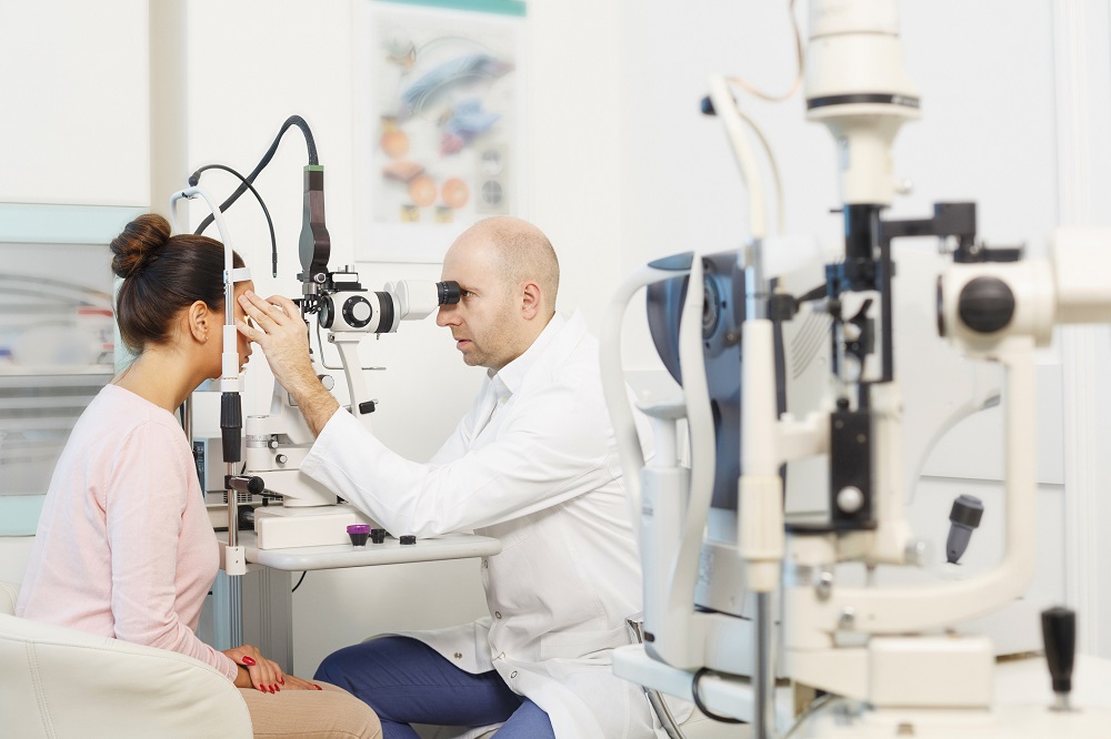 Czym różni się okulista od optometrysty?